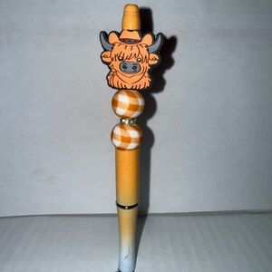 Handmade Beaded Pen- Cute Highland Cow with plaid silicone beads